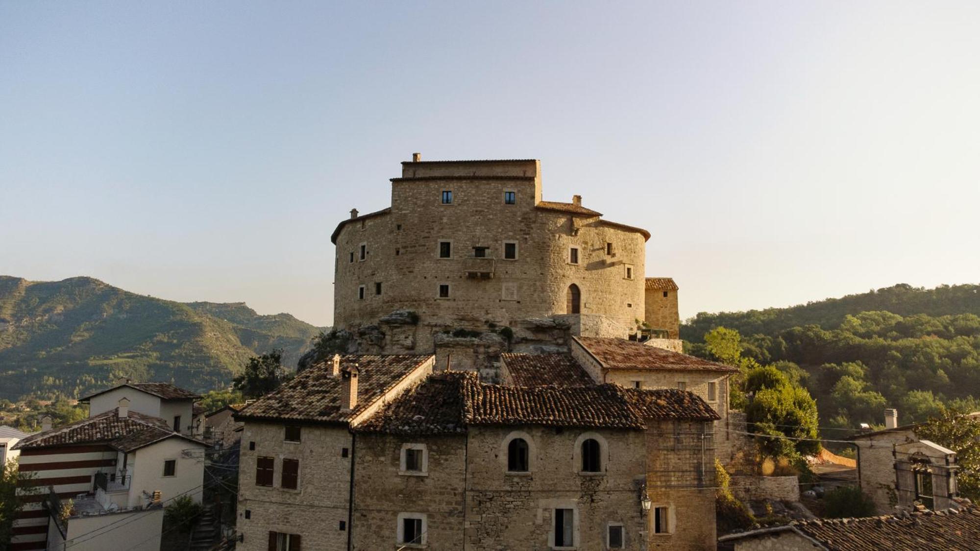 Castel Di Luco Hotel Acquasanta Terme Exterior foto