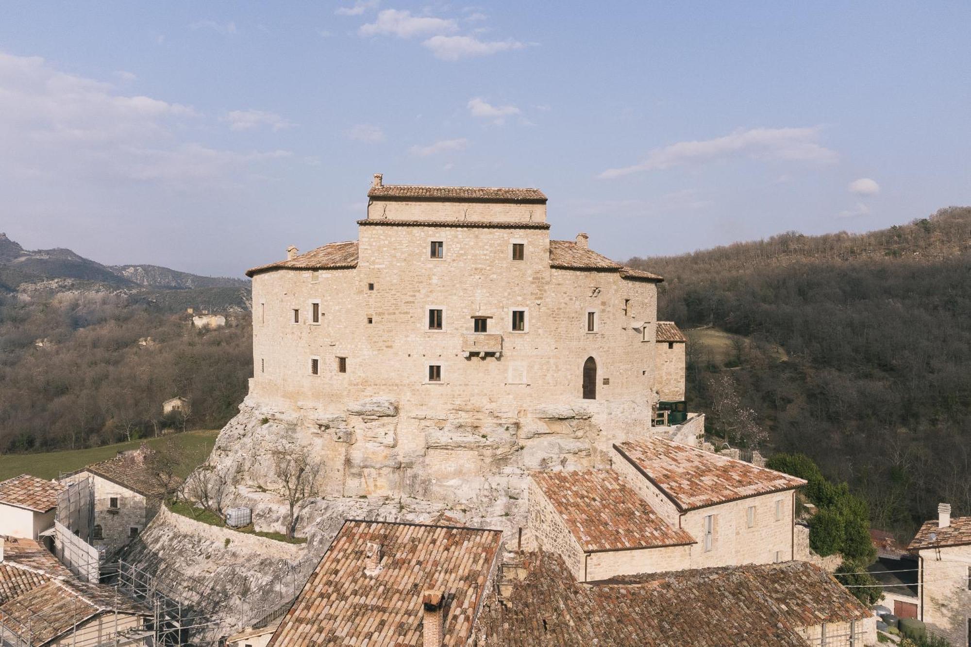 Castel Di Luco Hotel Acquasanta Terme Exterior foto